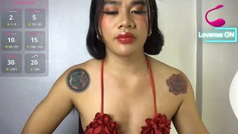 malia online show from June 11, 6:06 pm