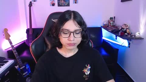 Snapshot of malik_harrison_ chatting on March 9, 3:05 pm Malik online show from March 9, 3:05 pm