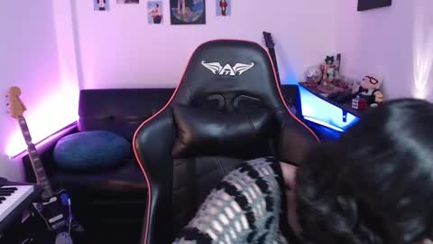 Snapshot of malik_harrison_ chatting on March 11, 3:34 pm Malik online show from March 11, 3:34 pm