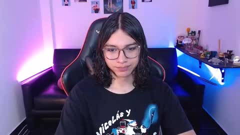 Snapshot of malik_harrison_ chatting on September 15, 3:56 pm Malik online show from September 15, 3:56 pm