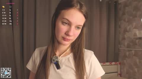 Evelyn online show from February 19, 4:08 am