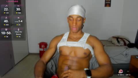 malkongarcia online show from October 10, 11:59 pm