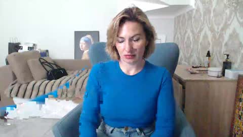 mallinia online show from May 14, 10:44 am