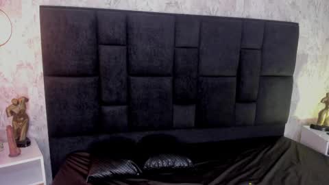 mallory_dietlinde online show from February 14, 7:28 am