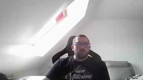 breton online show from January 18, 12:31 pm