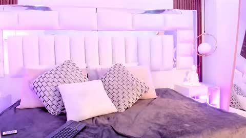 MALU STARK  online show from February 20, 7:43 am