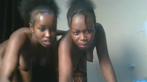 mamaa online show from February 12, 8:40 pm