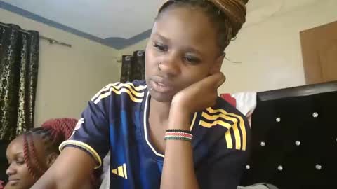 mamaa online show from September 16, 6:42 pm