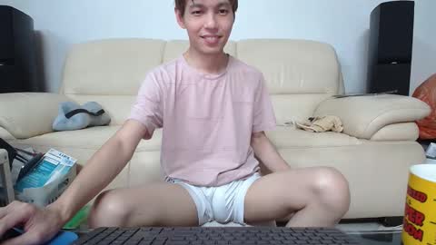 Snapshot of mamagaga19 chatting on June 3, 10:51 am Andrew Ooi online show from June 3, 10:51 am
