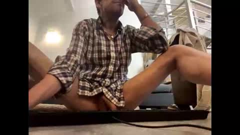 man38110 online show from May 26, 4:08 am