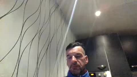 man_from_geaven online show from December 5, 7:06 pm