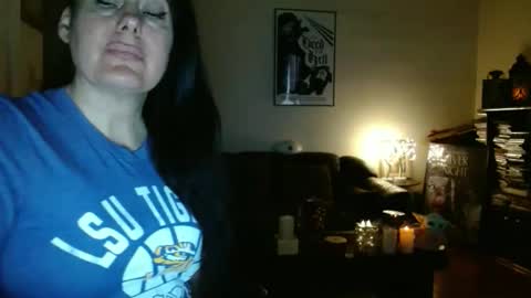 mandaloriangirlsfight online show from March 30, 10:55 pm