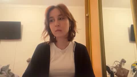 Snapshot of mandykarth chatting on December 5, 1:09 pm Mia online show from December 5, 1:09 pm