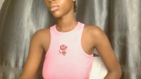 Snapshot of mandymia chatting on January 18, 5:17 pm mandymia online show from January 18, 5:17 pm