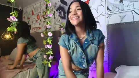 manelyk_evanss online show from May 13, 6:16 pm
