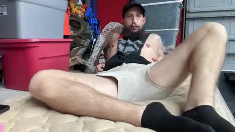 manfromgrunkle online show from January 10, 5:31 am