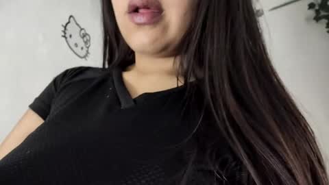 Snapshot of mango0pixie chatting on February 27, 10:20 pm Gisselle online show from February 27, 10:20 pm