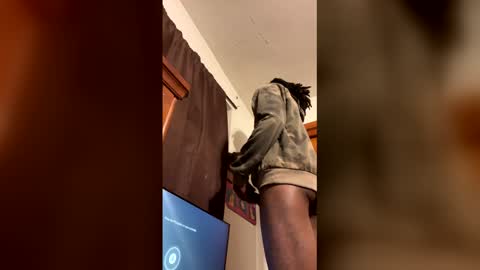 Snapshot of manman504 chatting on February 3, 8:08 am manman504 online show from February 3, 8:08 am