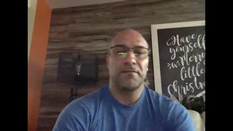 Snapshot of manny77977 chatting on December 16, 7:21 pm david 77977 online show from December 16, 7:21 pm