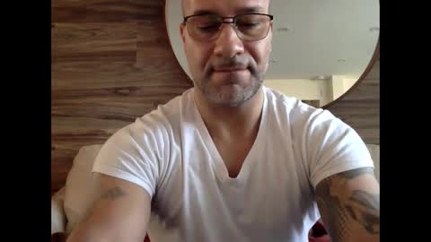 Snapshot of manny77977 chatting on January 17, 4:47 pm david 77977 online show from January 17, 4:47 pm