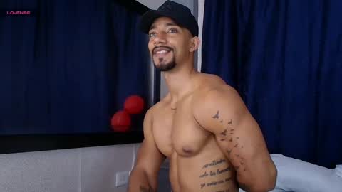Snapshot of manolo_hot1 chatting on February 3, 2:24 pm Manolo Hot 1 online show from February 3, 2:24 pm
