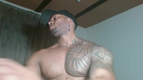 Manolo online show from February 14, 2:30 am