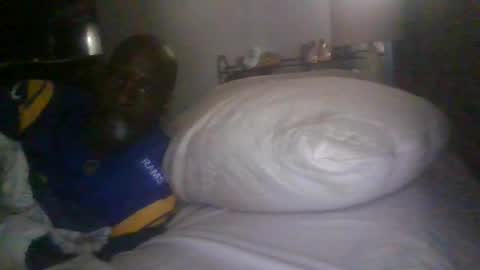 Snapshot of manpntheprowll chatting on October 8, 7:33 pm manontheprowll online show from October 8, 7:33 pm