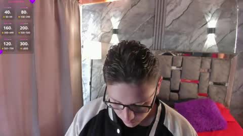 Manson and Zoe online show from April 27, 11:30 am