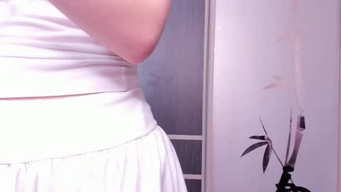 Snapshot of mantblstyle chatting on February 19, 5:25 am Kaya online show from February 19, 5:25 am