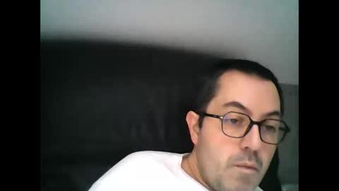 Snapshot of manu5933 chatting on December 4, 12:36 pm manu5933 online show from December 4, 12:36 pm