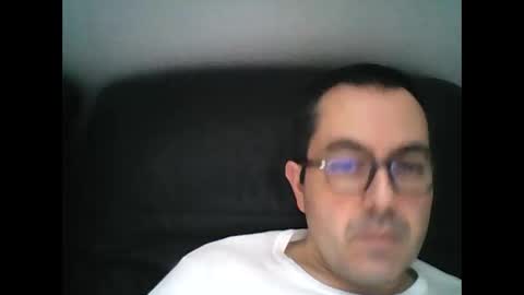 Snapshot of manu5933 chatting on January 9, 1:13 pm manu5933 online show from January 9, 1:13 pm