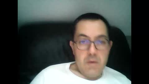 Snapshot of manu5933 chatting on November 5, 12:05 pm manu5933 online show from November 5, 12:05 pm