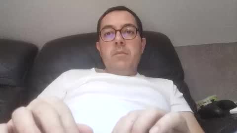 Snapshot of manu5933 chatting on November 8, 12:27 pm manu5933 online show from November 8, 12:27 pm