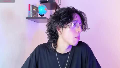 Manuel online show from September 19, 7:36 pm