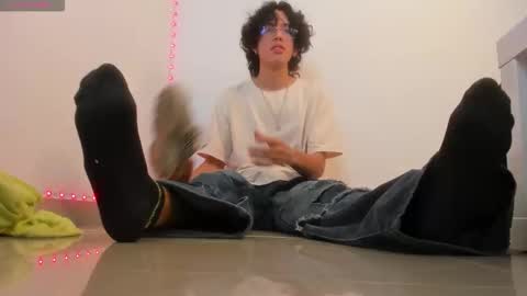 Manuel online show from September 26, 8:02 pm