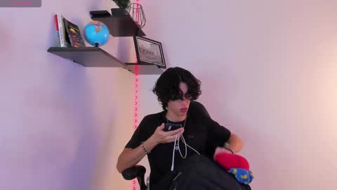 Manuel online show from October 5, 3:05 am