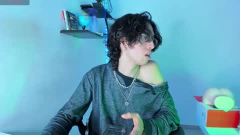 Manuel online show from October 23, 4:34 am