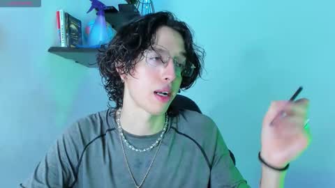 Manuel online show from November 4, 3:38 am