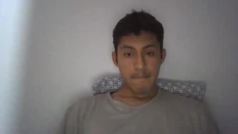 Snapshot of manucurve chatting on December 15, 5:12 am manucurve online show from December 15, 5:12 am