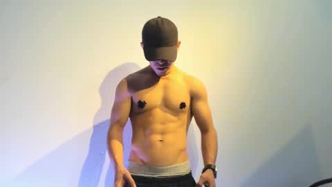 Manuel online show from September 13, 8:19 pm