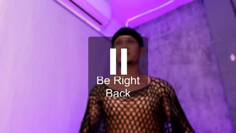 Manuel online show from February 8, 2:09 pm