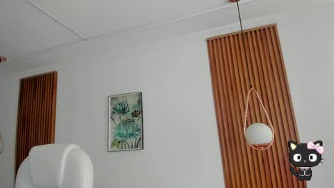 Manuela Miller           online show from April 12, 8:36 pm