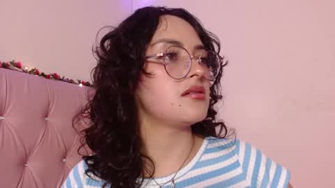 Snapshot of manumeow_ chatting on January 14, 11:37 pm Manu online show from January 14, 11:37 pm