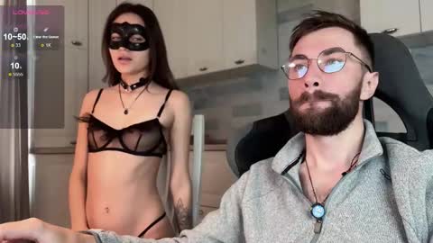 Manussa and Edward online show from February 28, 8:15 am