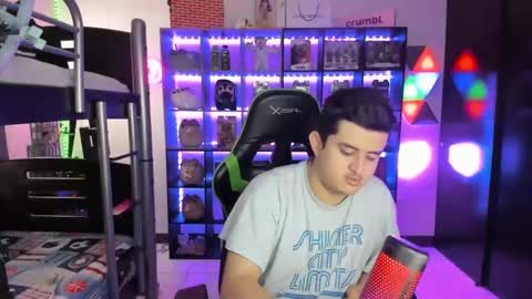 mapachoso1414 online show from January 19, 11:32 pm