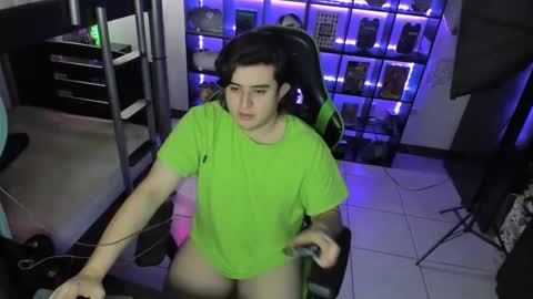 mapachoso1414 online show from November 19, 1:16 am