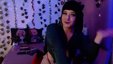 Snapshot of mapu_delyth chatting on May 16, 4:31 am Maria Paula online show from May 16, 4:31 am