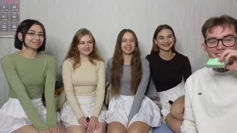 mar7gan online show from November 3, 4:14 am