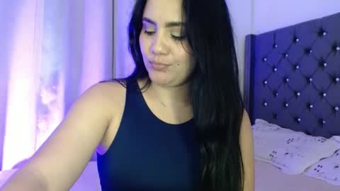 mara4sweet online show from February 18, 2:27 am