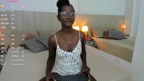 Mara Sinclair online show from July 13, 7:27 pm